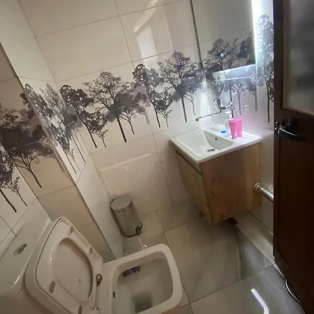Hostel Kukaj *