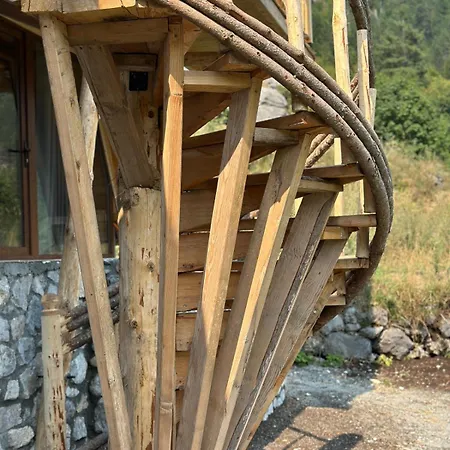 Kukaj אכסניה *